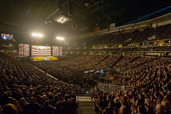 120416_HONDA_CENTER_0026