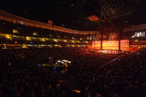 120416_HONDA_CENTER_0004