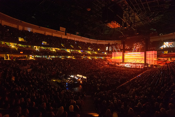 120416_HONDA_CENTER_0002