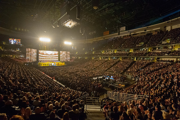 120416_HONDA_CENTER_0025