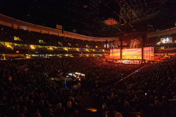 120416_HONDA_CENTER_0005