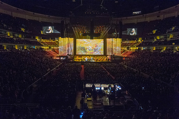 120416_HONDA_CENTER_0011