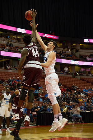 112716_HONDA_CENTER_0027