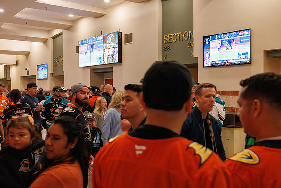 101624_ANAHEIM_DUCKS_0127