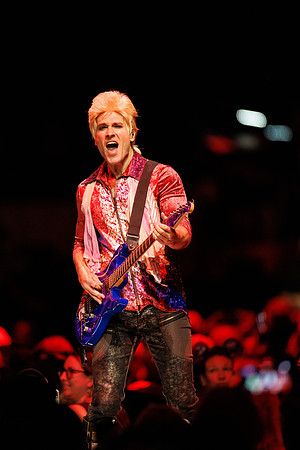 081024_HONDA_CENTER_0010
