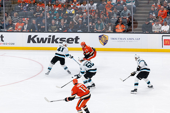 101624_ANAHEIM_DUCKS_0584