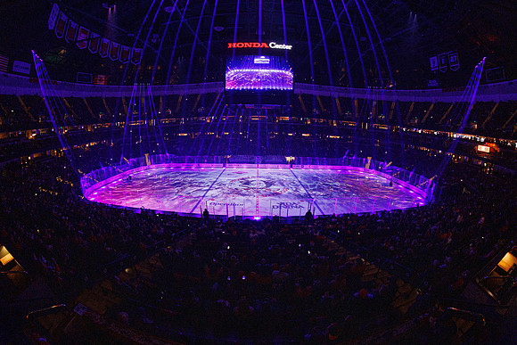 101624_ANAHEIM_DUCKS_0819