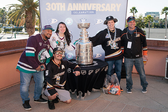 010724_ANAHEIM_DUCKS_0005