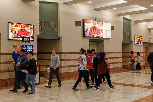 031125_ANAHEIM_DUCKS_0925