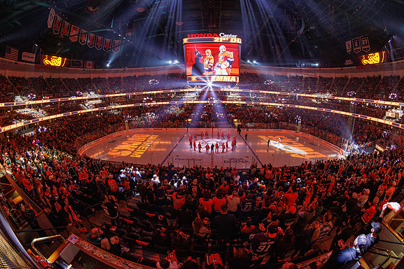 101624_ANAHEIM_DUCKS_0861
