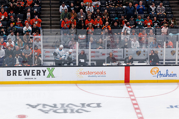 101624_ANAHEIM_DUCKS_0698