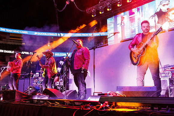 021024_HONDA_CENTER_0009