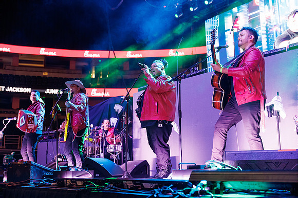 021024_HONDA_CENTER_0012