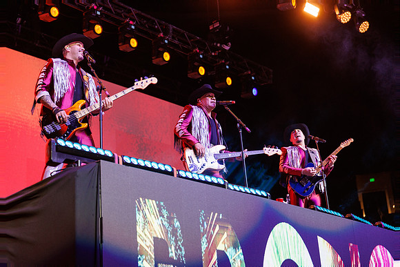 021024_HONDA_CENTER_0210
