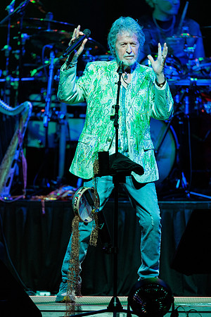040325_GROVE_OF_ANAHEIM_056