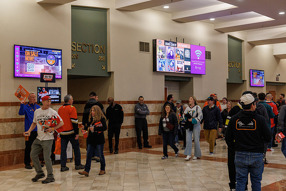 031125_ANAHEIM_DUCKS_0819