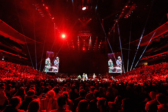 081024_HONDA_CENTER_0009