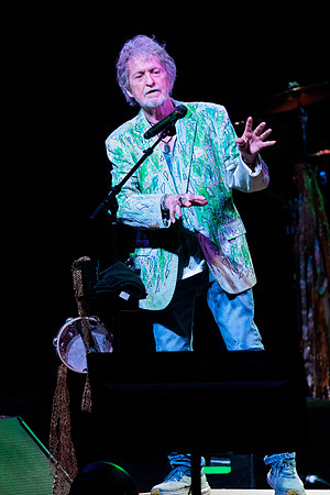 040325_GROVE_OF_ANAHEIM_093