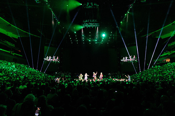 081024_HONDA_CENTER_0017