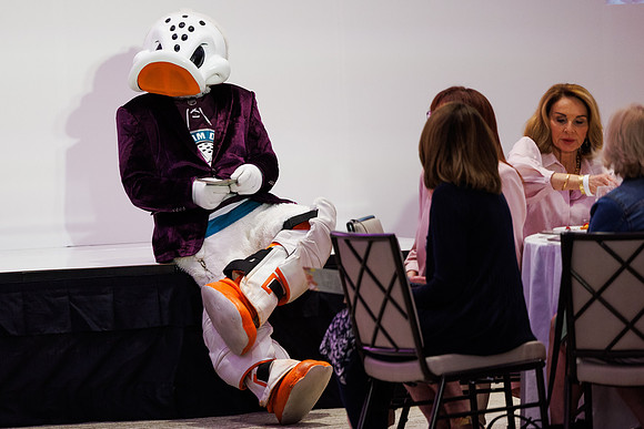 030424_ANAHEIM_DUCKS_0219