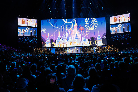 081024_HONDA_CENTER_0276