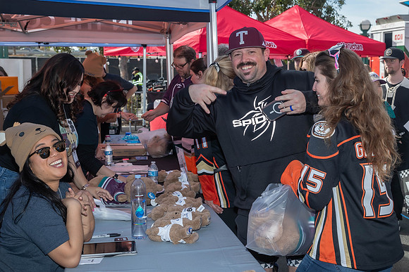 031024_ANAHEIM_DUCKS_0022