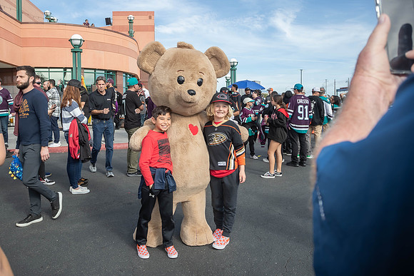 031024_ANAHEIM_DUCKS_0037