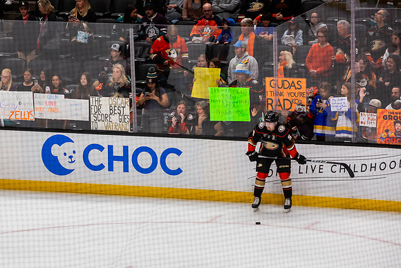 031024_ANAHEIM_DUCKS_0075