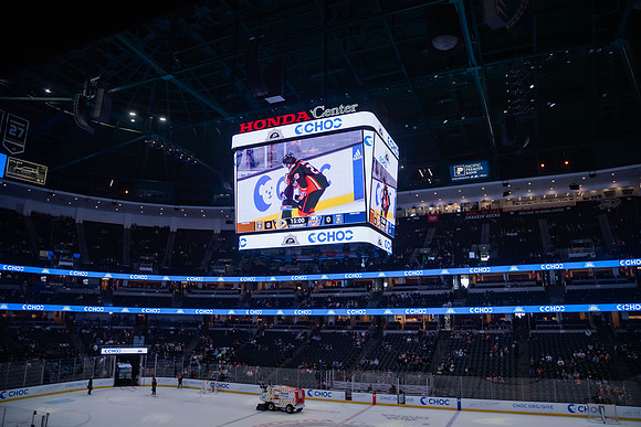 031024_ANAHEIM_DUCKS_0101