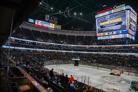 031024_ANAHEIM_DUCKS_0109