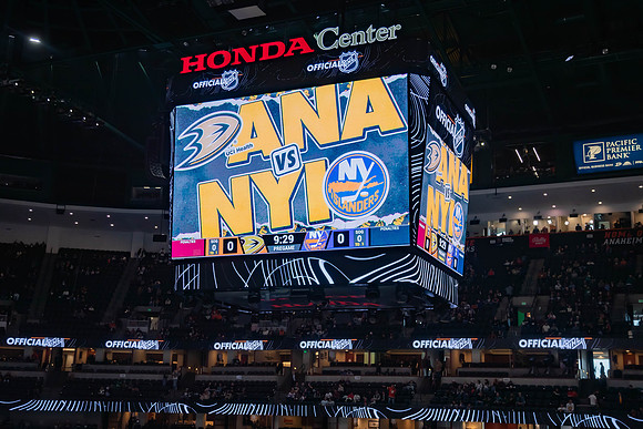 031024_ANAHEIM_DUCKS_0113