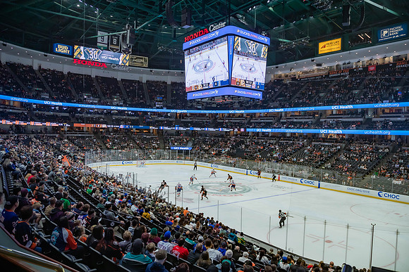 031024_ANAHEIM_DUCKS_0143