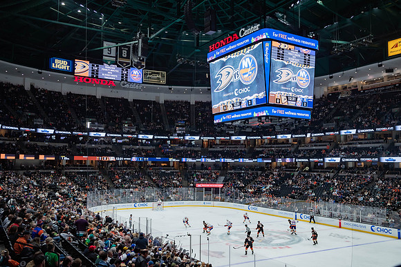 031024_ANAHEIM_DUCKS_0154