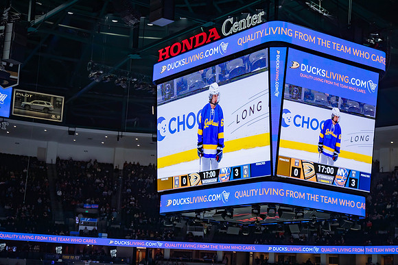 031024_ANAHEIM_DUCKS_0211