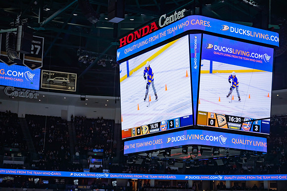 031024_ANAHEIM_DUCKS_0216