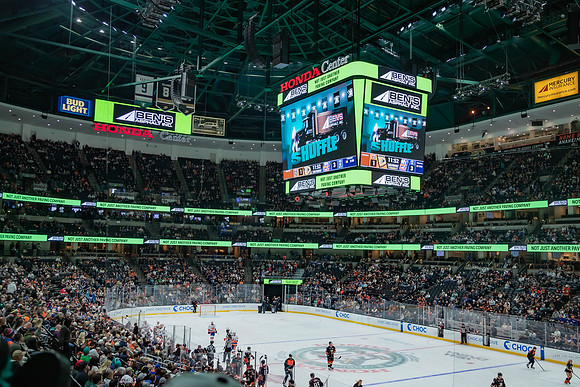 031024_ANAHEIM_DUCKS_0263