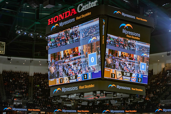 031024_ANAHEIM_DUCKS_0275