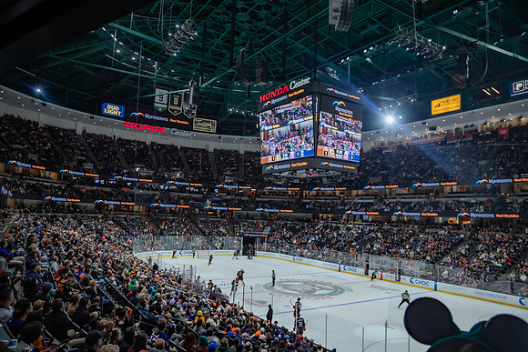 031024_ANAHEIM_DUCKS_0276