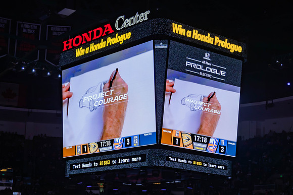 031024_ANAHEIM_DUCKS_0306