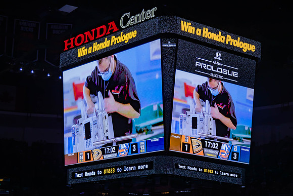 031024_ANAHEIM_DUCKS_0308