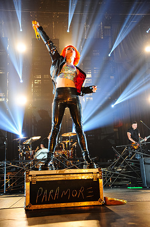 101913_HONDA_CENTER_0277