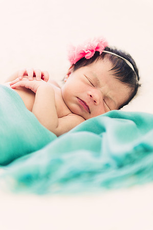 JOCELYN_NEWBORN_019