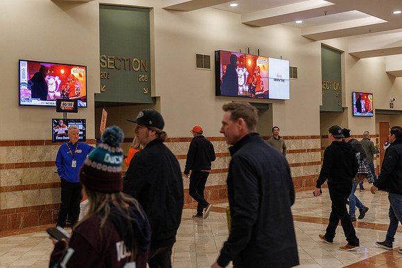 031125_ANAHEIM_DUCKS_0952