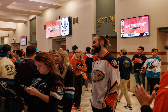 101624_ANAHEIM_DUCKS_0141
