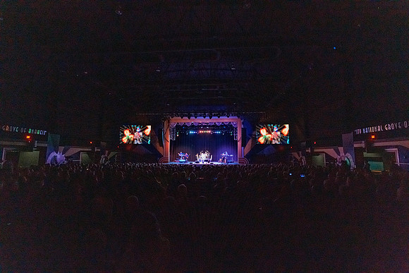 040325_GROVE_OF_ANAHEIM_098