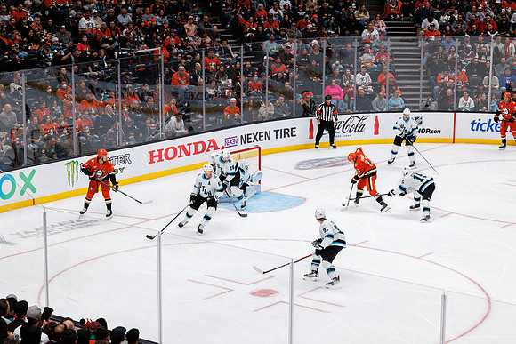 101624_ANAHEIM_DUCKS_0587