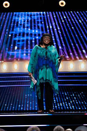 081124_HONDA_CENTER_0168
