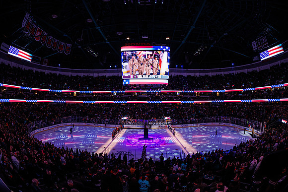 040524_ANAHEIM_DUCKS_0201