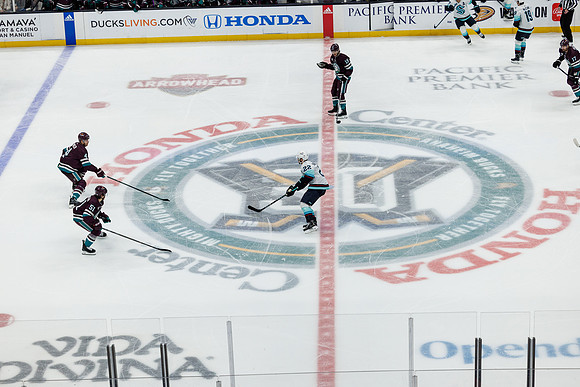 040524_ANAHEIM_DUCKS_0394