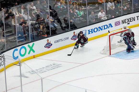 040524_ANAHEIM_DUCKS_0400